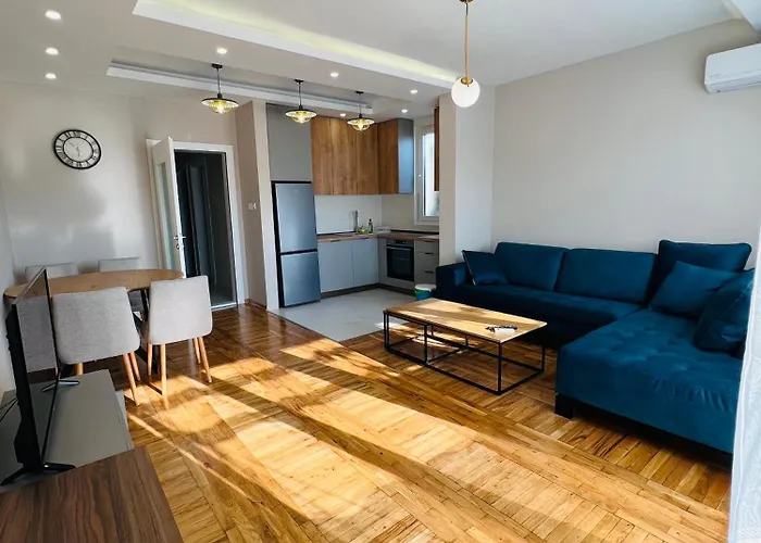 Apartment Luxury Explorer